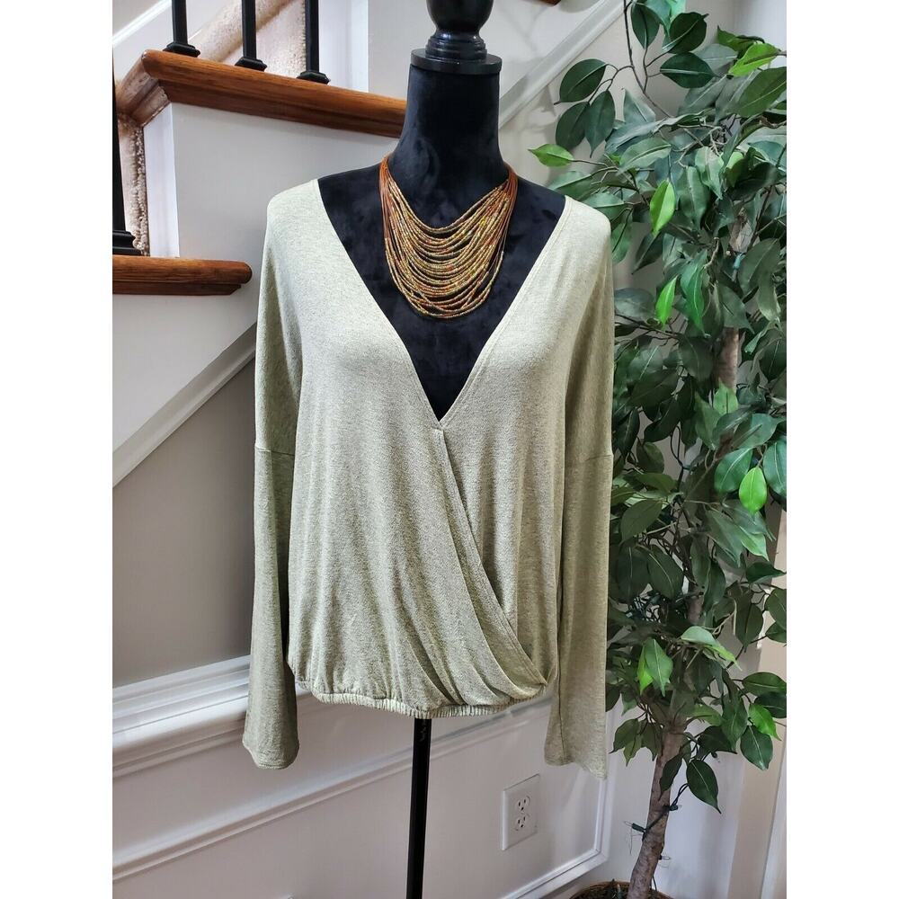 Cozy Casual Women's Beige Viscose V-Neck Long Sleeve Casual Top Shirt Size 3X